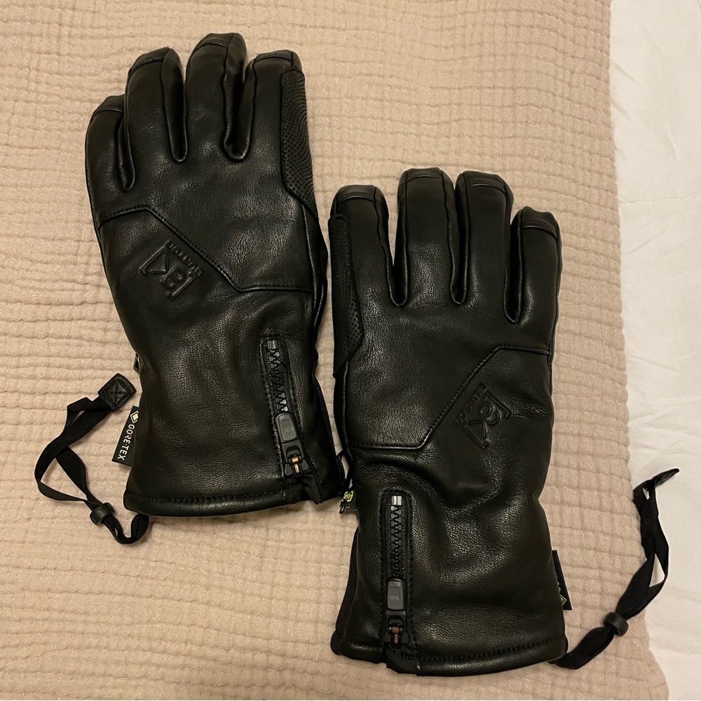 Burton AK Black Leather Medium Gloves